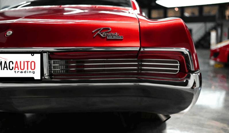 
								1967 Buick Riviera full									