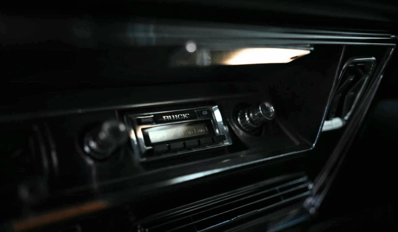 
								1967 Buick Riviera full									
