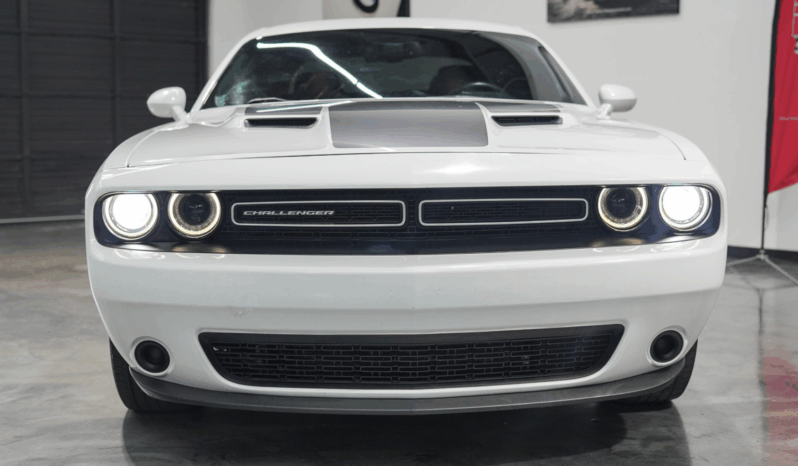 
								2016 Dodge Challenger full									
